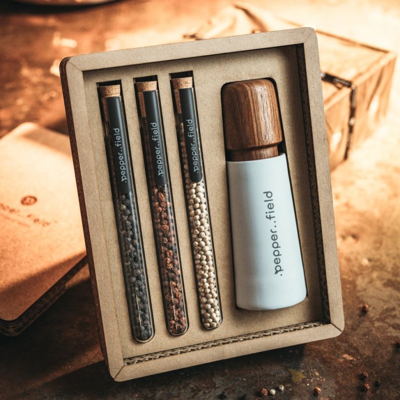 Scandinavian grinder with a set of tubes filled with Kampot pepper in a cardboard gift box (3x10g) - Grinder: White
