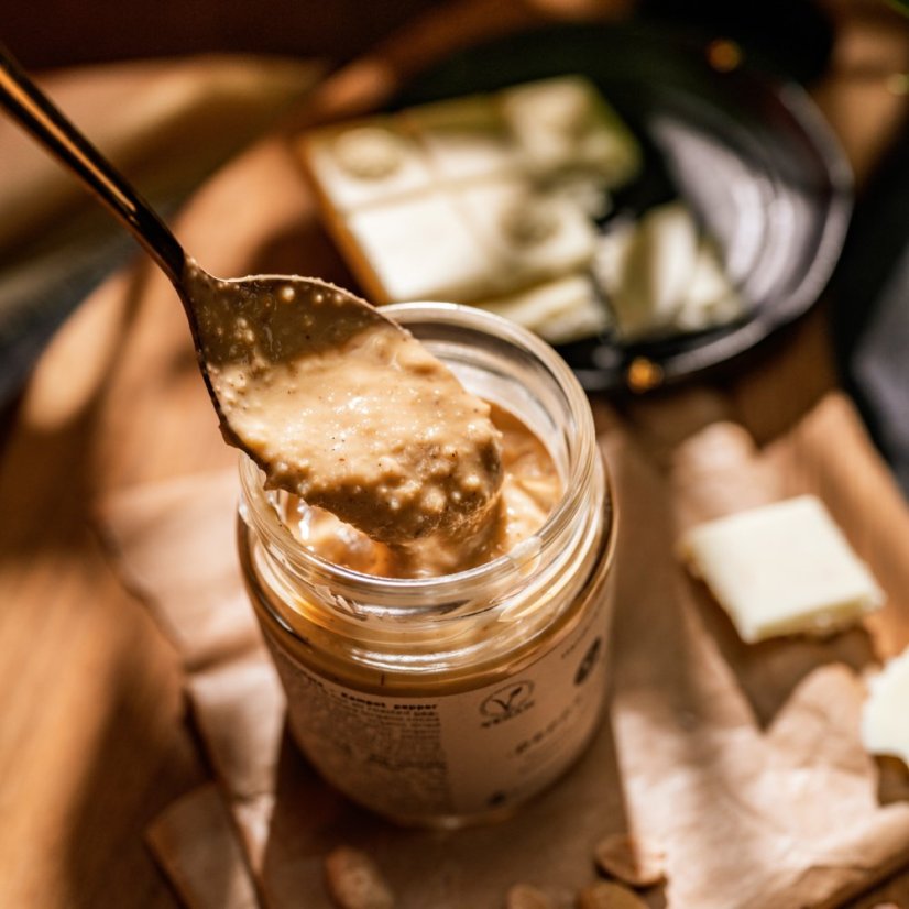 Peanut butter with salt flower, white chocolate and Kampot pepper (150g)