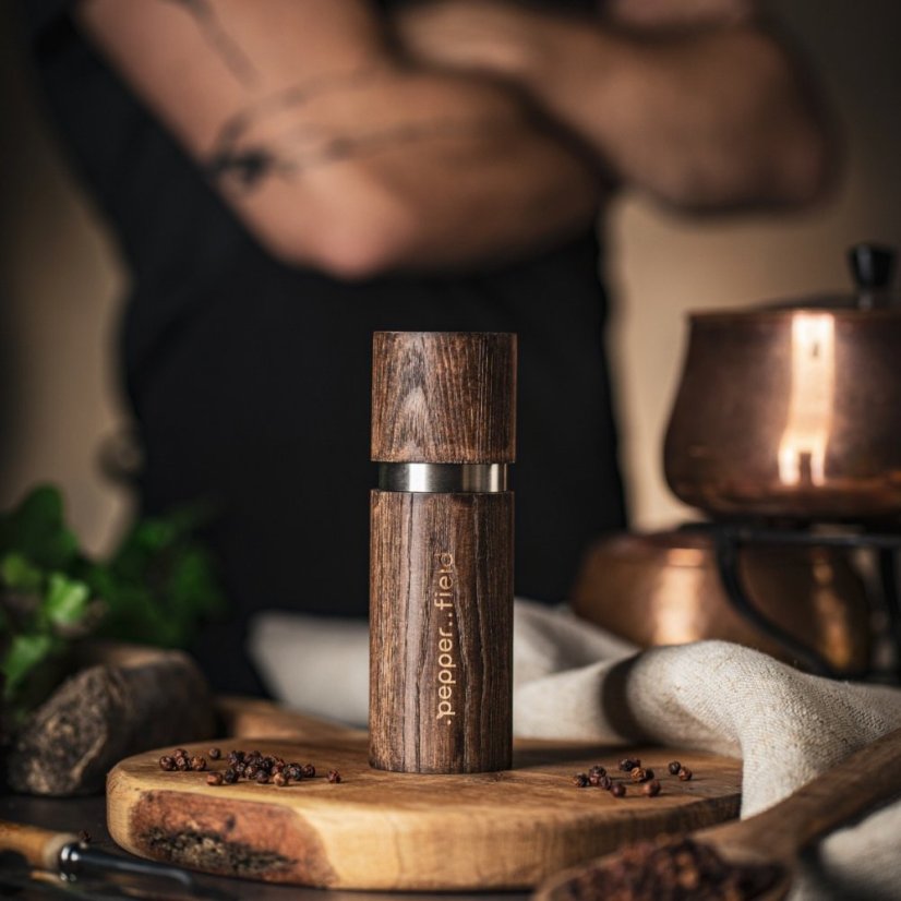 Brown ash wood pepper mill (15cm) + 20g Kampot pepper