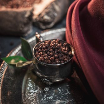 Red and dark red ruby from Kampot: discover all its flavours!
