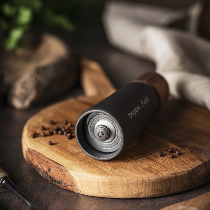 Porcelain Scandinavian pepper mill (17cm) - Choose pepper: Black - 100g