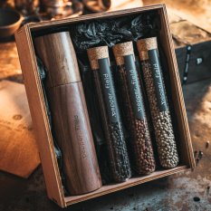 Kampot pepper - DARK set with a grinder from American walnut wood in a gift set (3x75g)