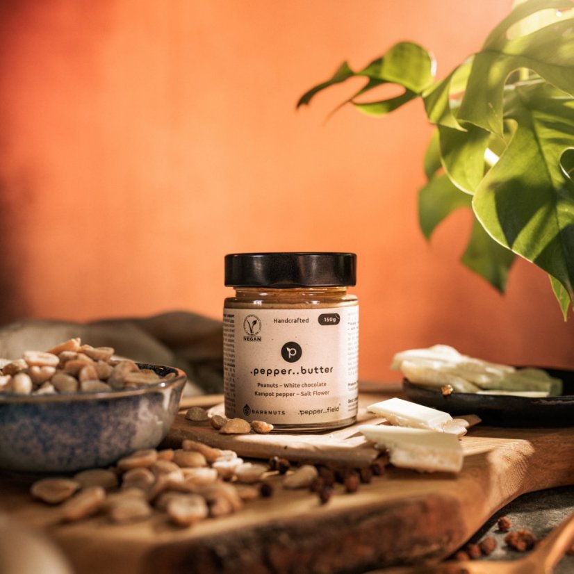 Peanut butter with salt flower, white chocolate and Kampot pepper (150g)