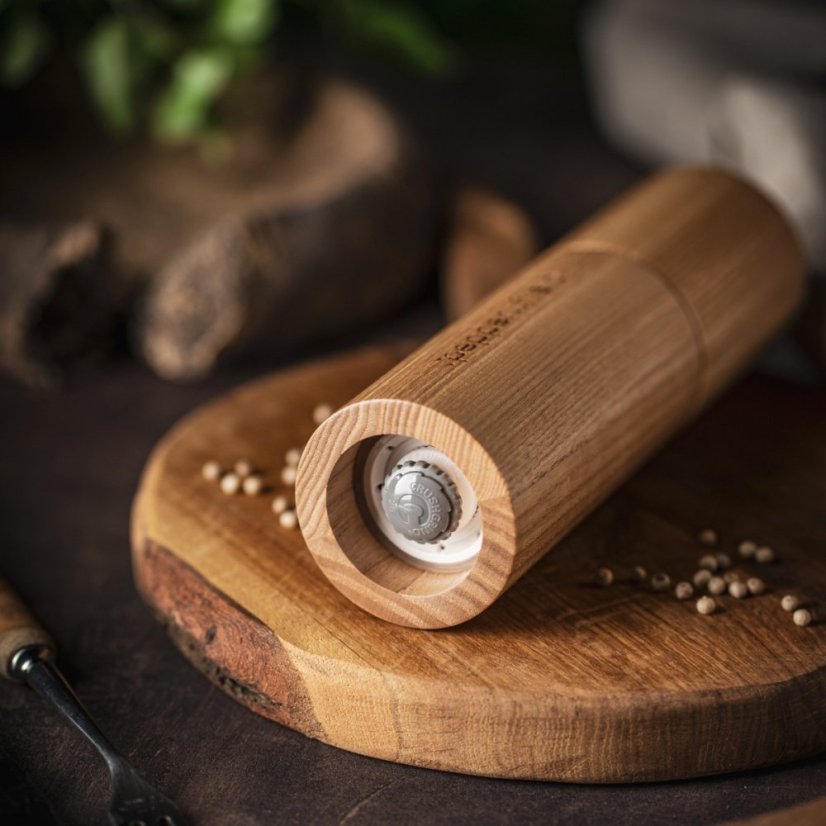20 cm grinder made of solid Ash