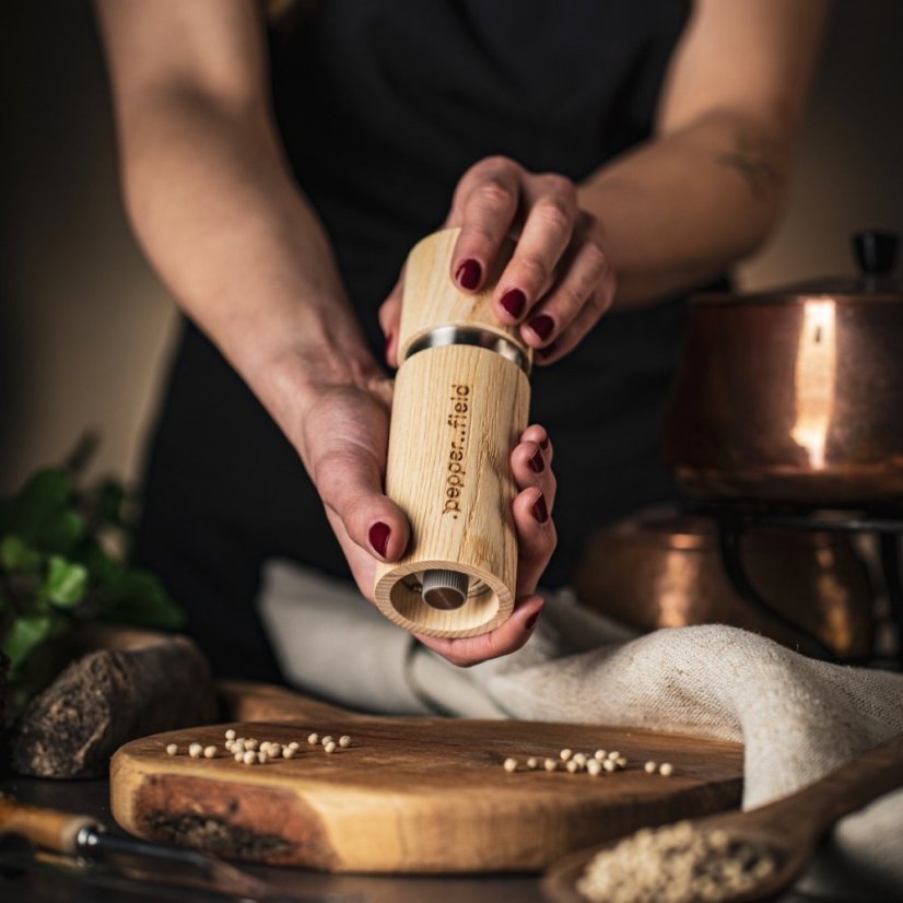 Natural ash wood pepper mill (15cm) + 20g of Kampot pepper