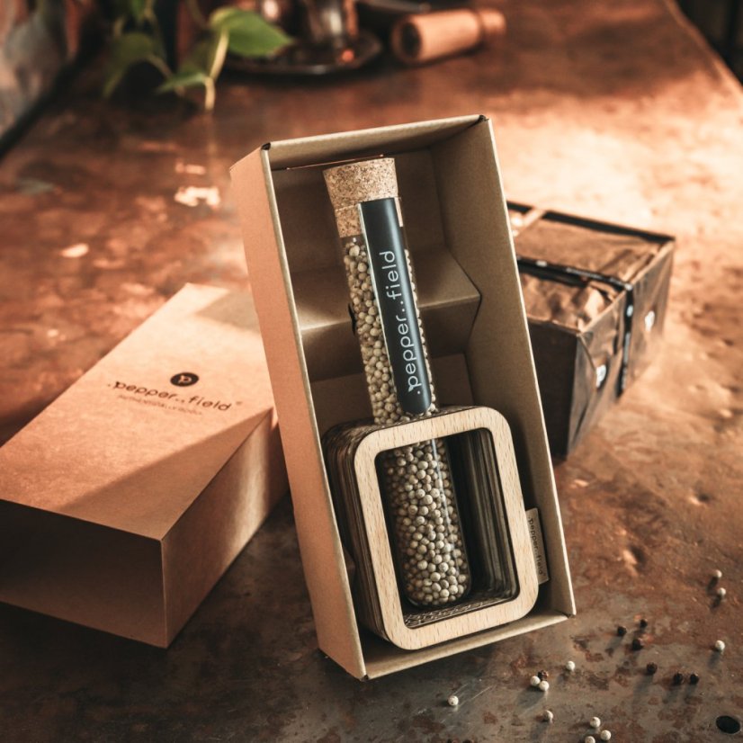 Gift set with one tube of Kampot pepper and stand in recycled cardboard box (70g) - Choose pepper: White Kampot pepper, Stand colour: Dark