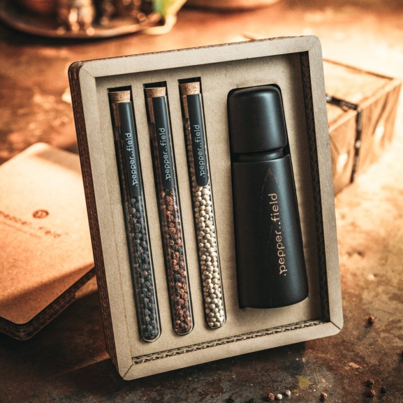Scandinavian grinder with a set of tubes filled with Kampot pepper in a cardboard gift box (3x10g) - Grinder: Black