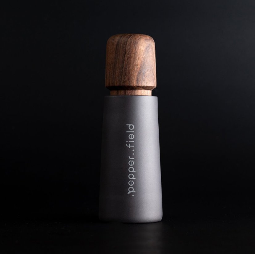 Porcelain Scandinavian pepper mill (17cm) - Choose pepper: Black - 100g