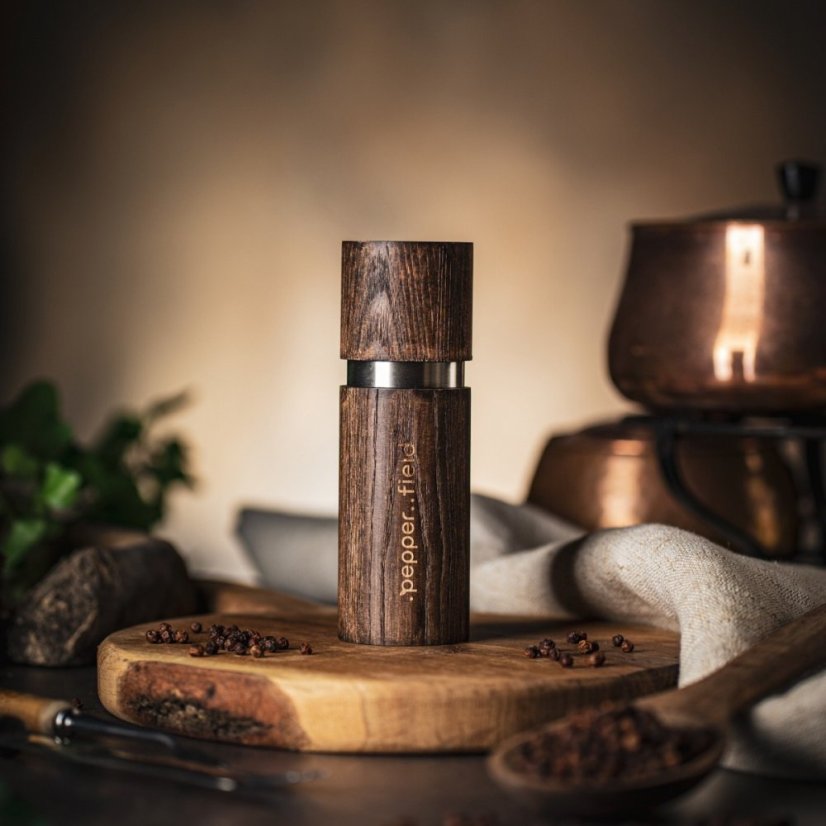Brown ash wood pepper mill (15cm) + 20g Kampot pepper