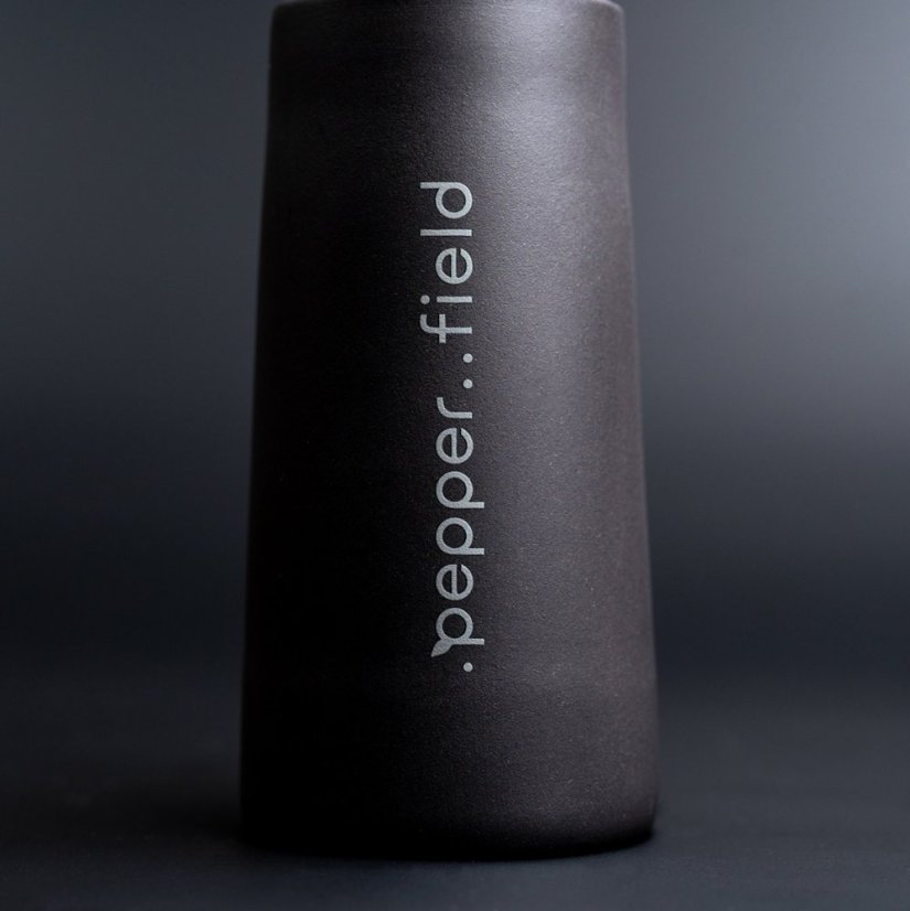 Porcelain Scandinavian pepper mill (17cm) - Choose pepper: Black - 100g