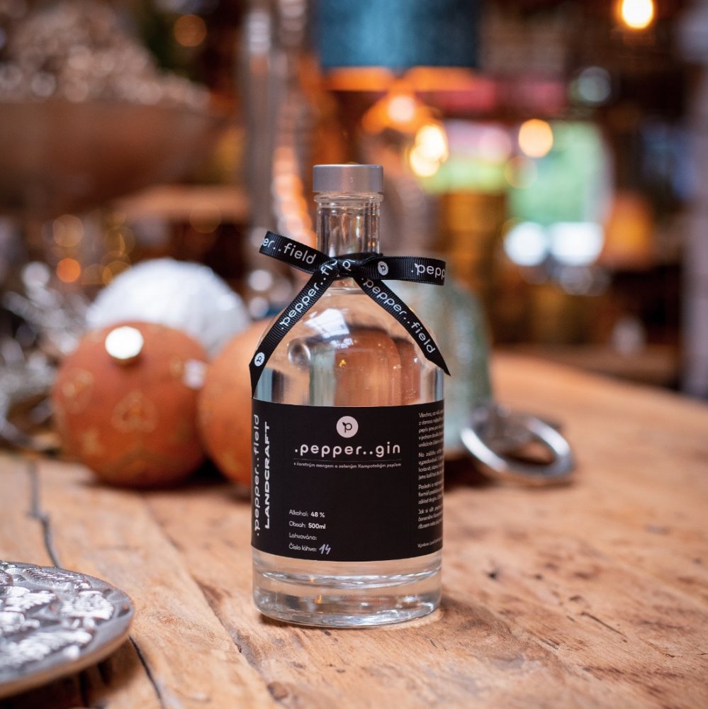 Limitovaný .pepper..gin + červený Kampotský pepř (75g) ZDARMA